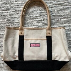 Vineyard Vines can as tote, black and beige